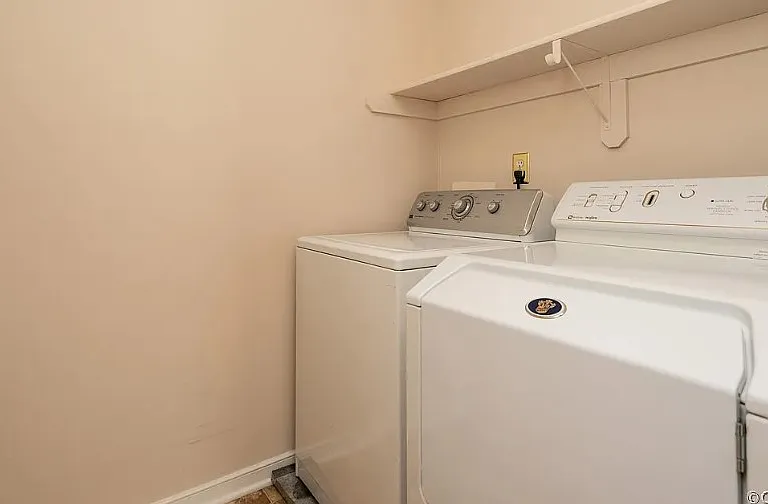 4906 Cane Mill Ln — Photo 1