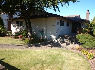 6909 37th Ave SW, Seattle, WA 98126