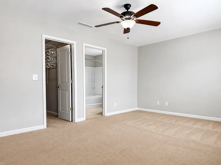 104 Isabella Ct — Photo 21