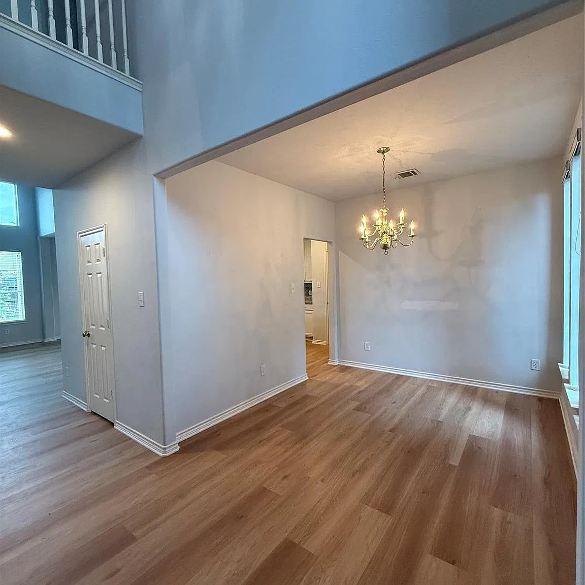 4 bed, 2.5 bath, 2536 sqft, $2,600 — Photo 4