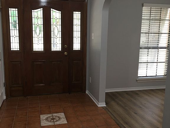 Foyer and entry to dining room
