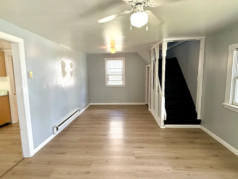 1443 Albright Ave — Photo 5