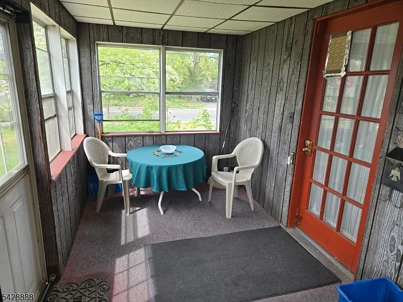 Building Photo - 138 Hamilton Blvd #1L