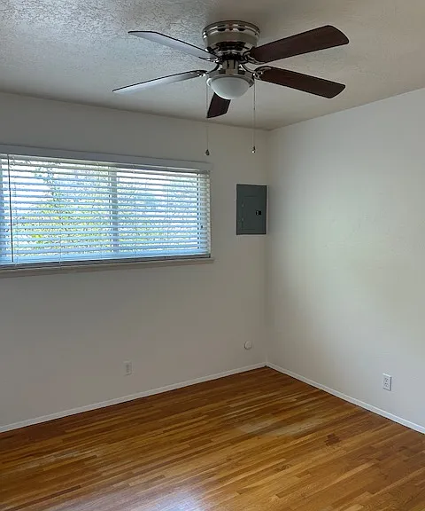 10308 Arvilla Ave NE — Photo 28