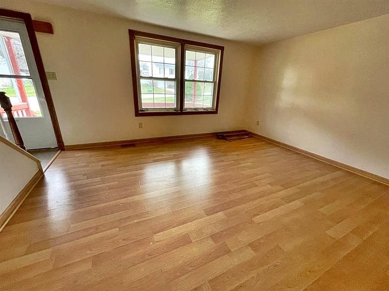 3090 Amy Dr, South Park, PA 15129 Zillow