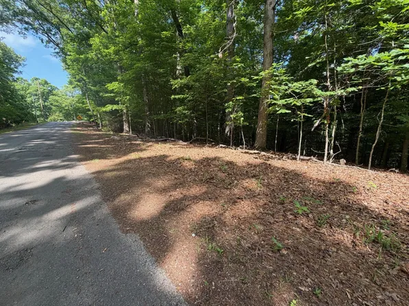 02A Beechwood Dr, Dandridge, TN 37725