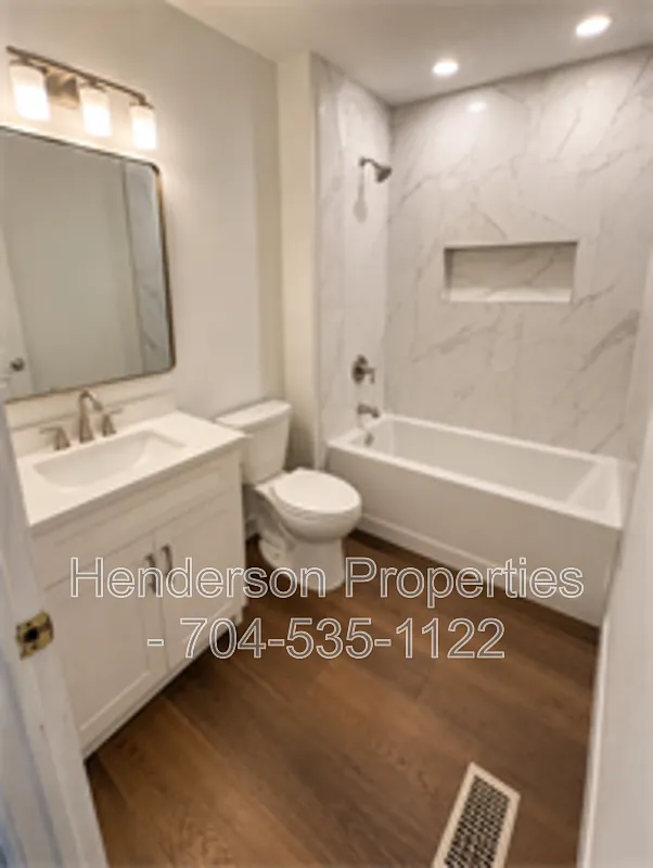 3 bed, 2.0 bath, 1381 sqft, $2,200 — Photo 3