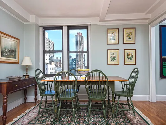 Sold by Sotheby's International Realty | media 1