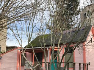 1732 NW 57th St APT 4, Seattle, WA 98107