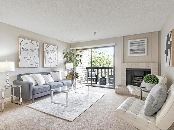 2nd image of 2211 Latham St APT 222