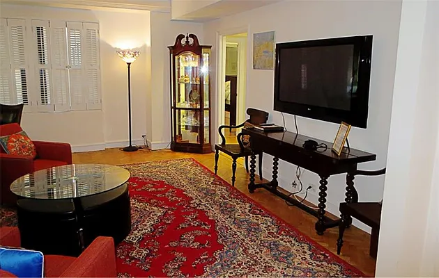Rented by Trump International Realty | media 35