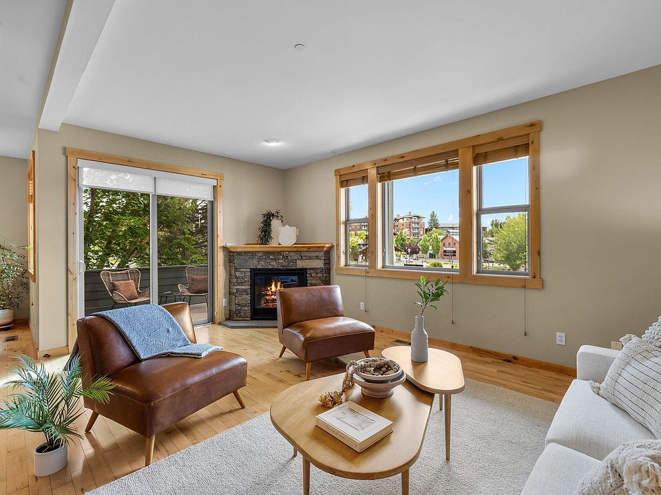 1st image of 601 SW Otter Way