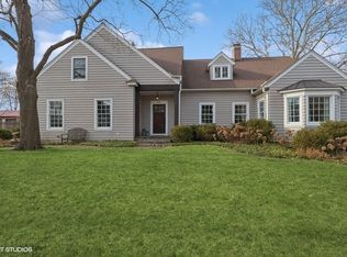 262 S Seymour Ave, Grayslake, IL