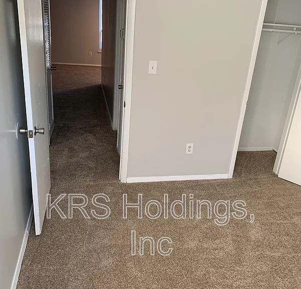 1227 Nelson St #A — Photo 10