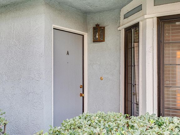 5th image of 2590 Huntington Dr Unit A