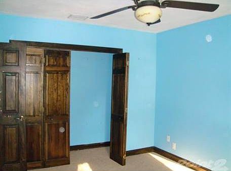 3rd image of 4911 Sarazen Dr
