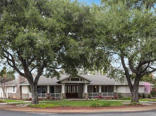 1405 McKenzie Ave, Los Altos, CA 94024