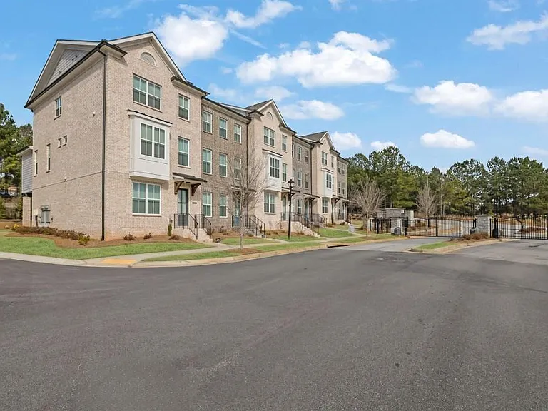 235 Sims Park Pl — Photo 23