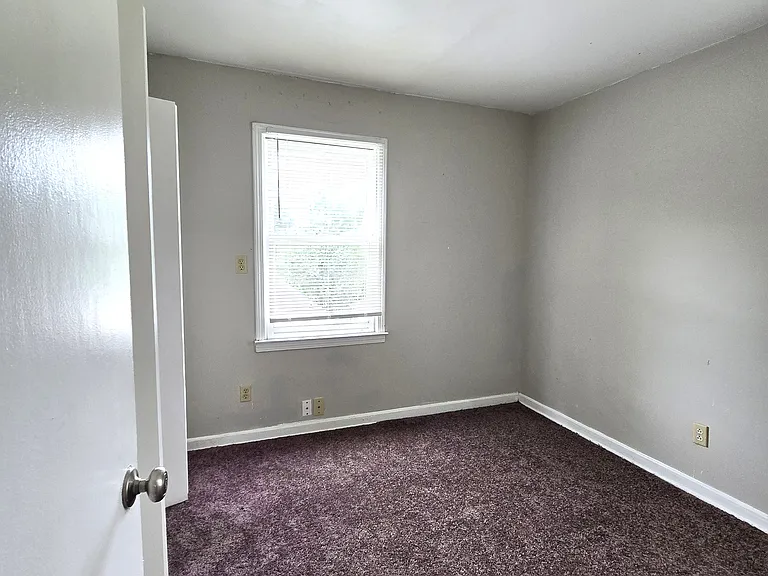 3257 Ohara Dr N — Photo 15