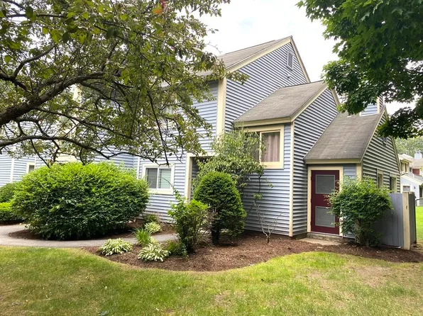 531 Nassau Dr, Springfield, MA 01129