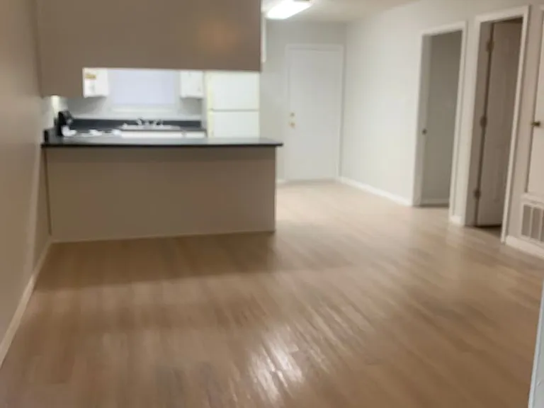 9873 Cove Ave — Photo 10