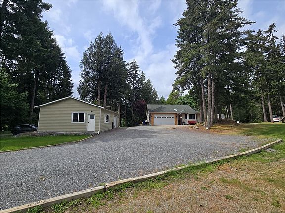 2nd image of 3271 Thain Rd