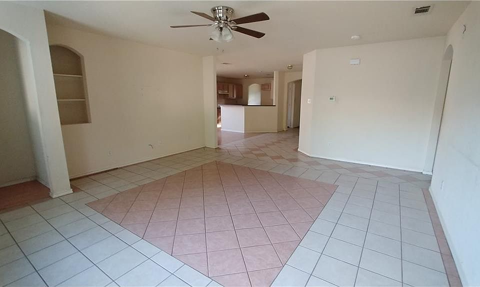 2nd image of 5144 E Rim Rd