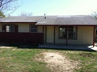 1666 Boehmer Ave, Eagle Pass, TX 78852