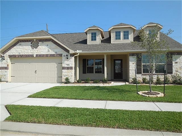 1st image of 300 N Lantana Cir
