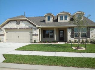 300 N Lantana Cir, Sealy, TX 77474