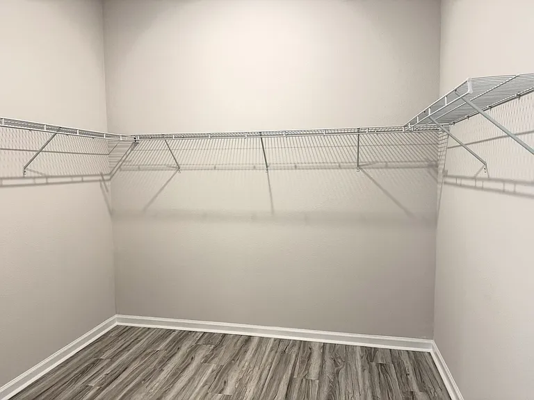 6 Blue Grotto Pl — Photo 33