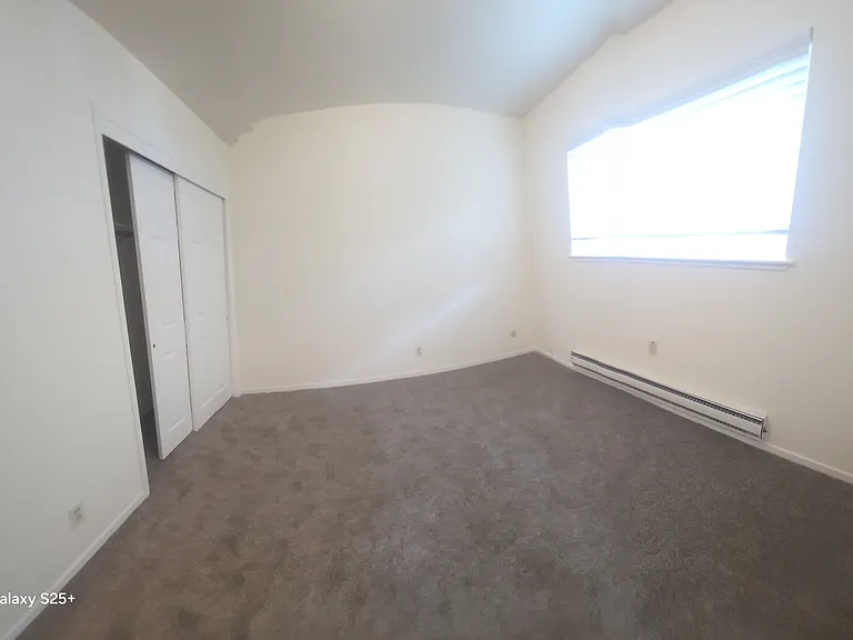 415 S 8th St #1 — Photo 8