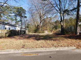 701 East St, Smithfield, NC 27577
