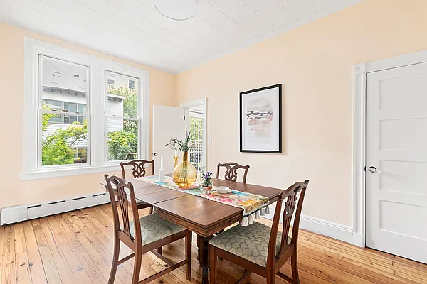 Sold by Compass | media 5