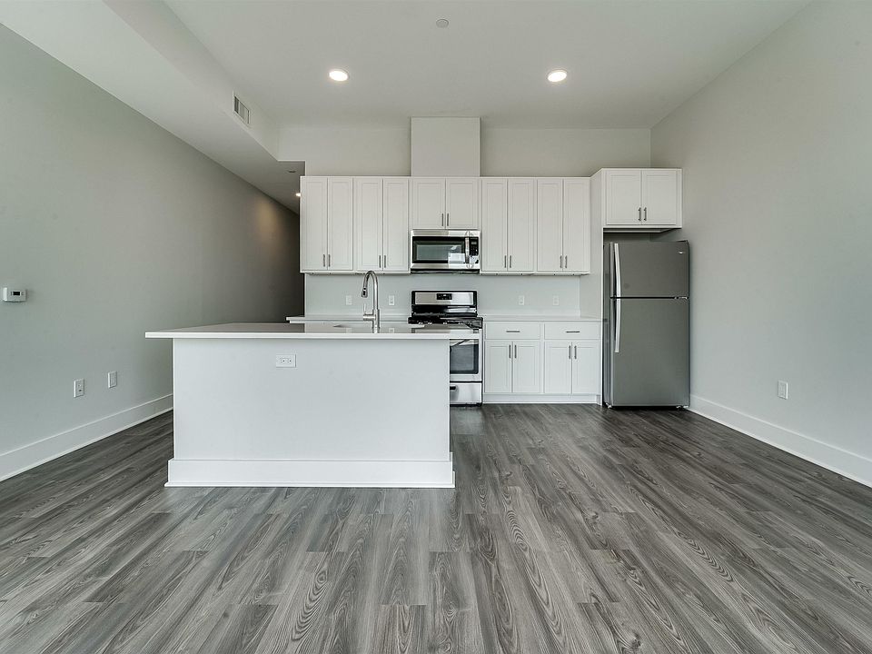 1st image of 660 Grand St APT 310