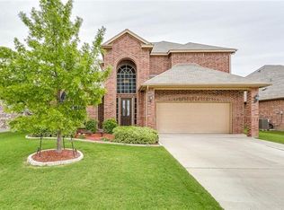 1216 Lantana Ln, Burleson, TX 76028