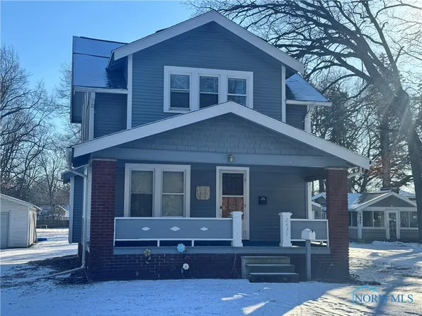 2431 Oak Grove Pl, Toledo, OH 43613