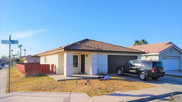 1st image of 2201 Camino Dr