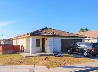 2201 Camino Dr, Calexico, CA 92231