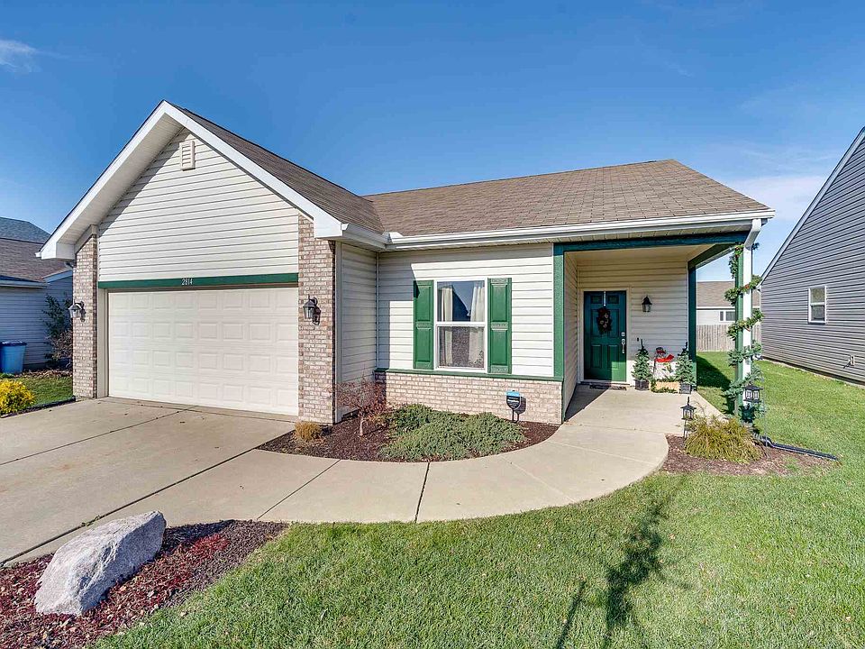 1st image of 2814 Remington Dr