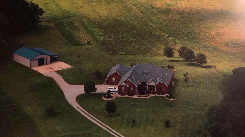 3138 Charlie Moran Hwy, Horse Cave, KY 42749 Zillow