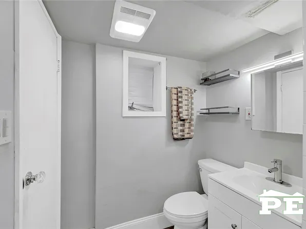 1743 East 33rd Street image 30 of 34