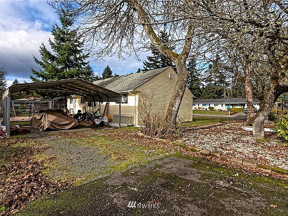 2nd image of 9902 116th St SW