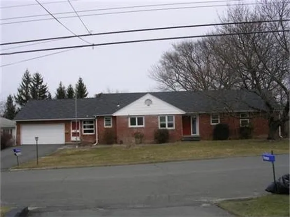 20 Overlook Dr, Kingston, NY 12401