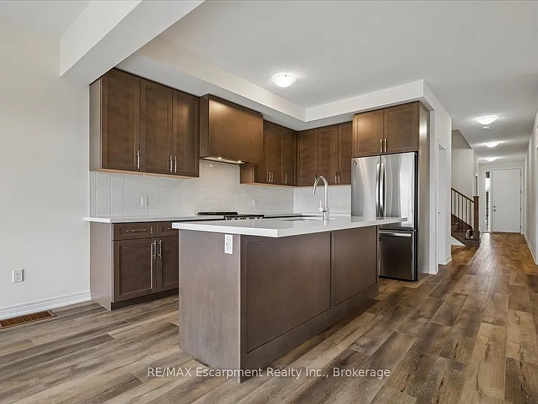 76 Valley Trail Pl — Photo 10