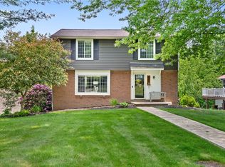 260 Partridge Run Rd, Gibsonia, PA 15044
