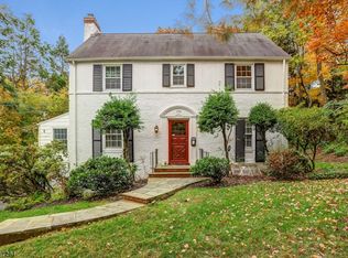 174 Springfield Ave, Summit, NJ 07901