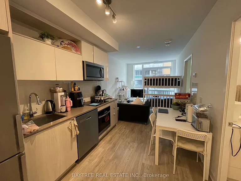 100 Dalhousie St #403 — Photo 6