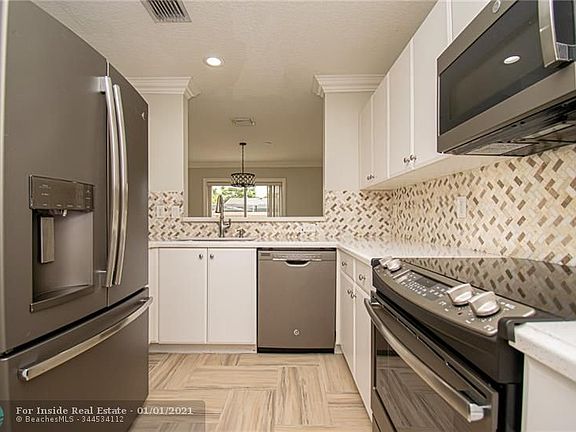 4th image of 2464 NW 98th Ln