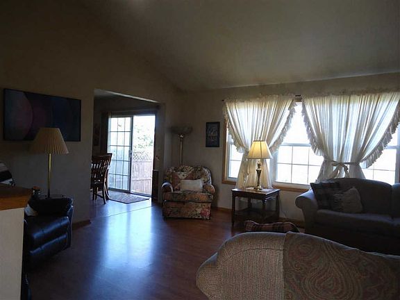 5th image of 13011 Country Meadow Dr